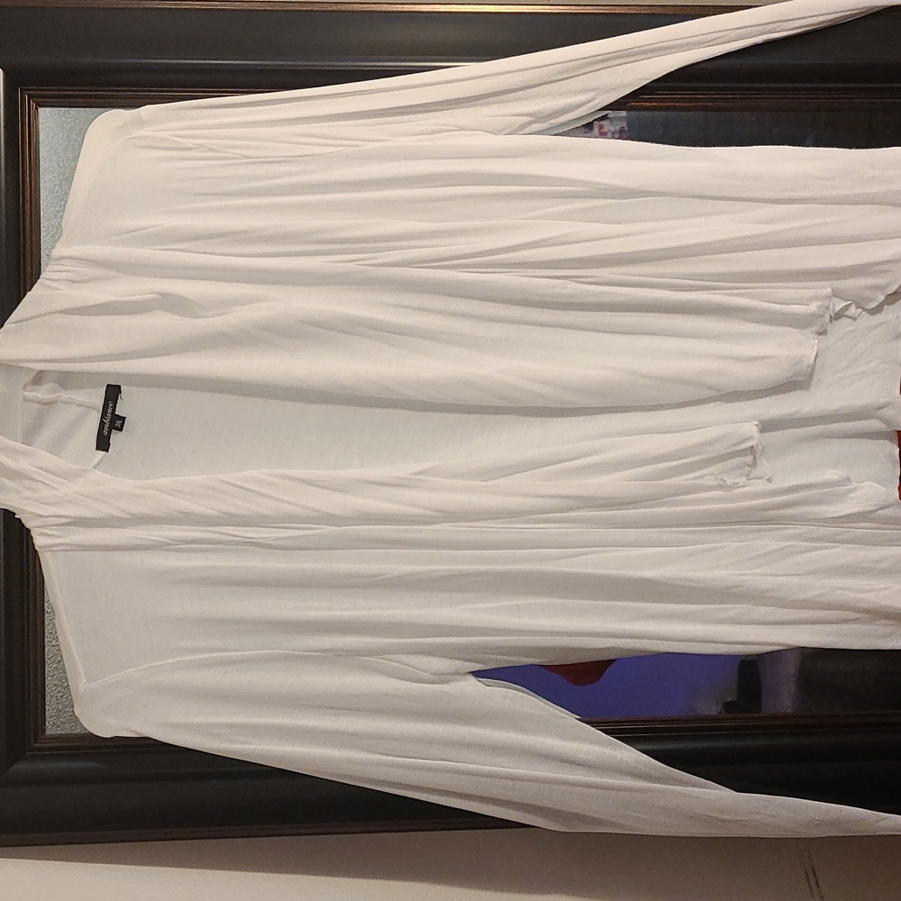 Women's white size 3x long sleeve cardigan